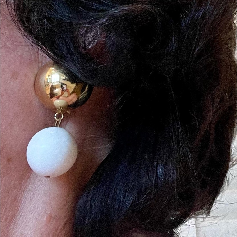 Vintage Gold and White Statement Earrings - Picture 15 of 16